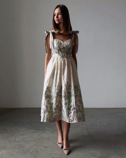 Fiyonk Askılı Midi Elbise